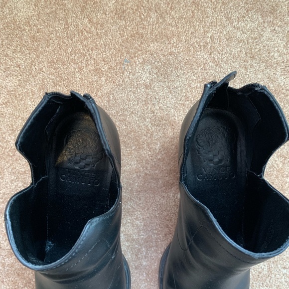 Vince Camuto Black Ankle Boots - Picture 6 of 7